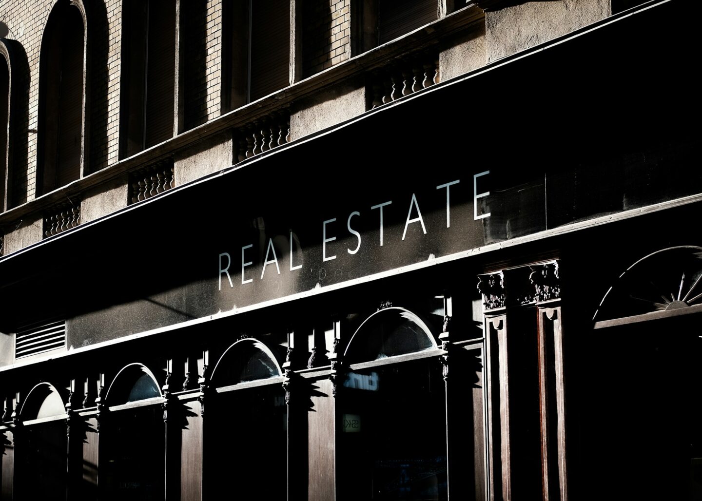 Real estate lawyers